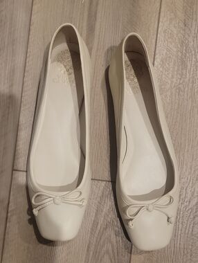 Vince Camuto Ballet Flats
